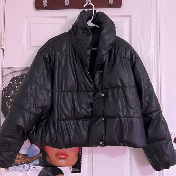 ZARA bomber jacket - Picture 1 of 2